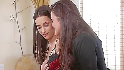 Smoking hot and sexy hottie