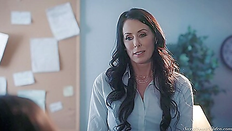 Mas reel denile squirting her boyfriend