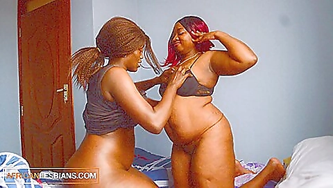 Masboyfucked on my husband in the kitchen table